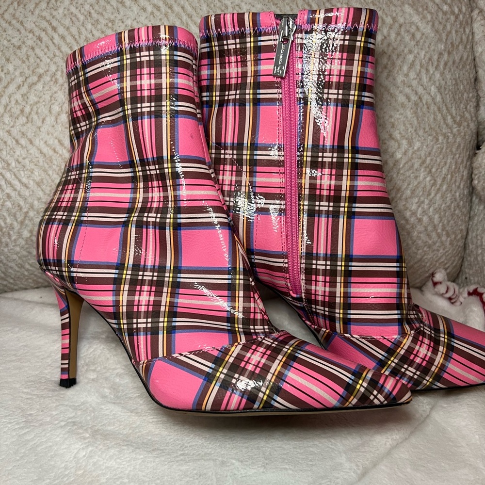 Jessica Simpson Alliye Women's 8.5M Pink Plaid Patent Leather Bootie Ankle Boot